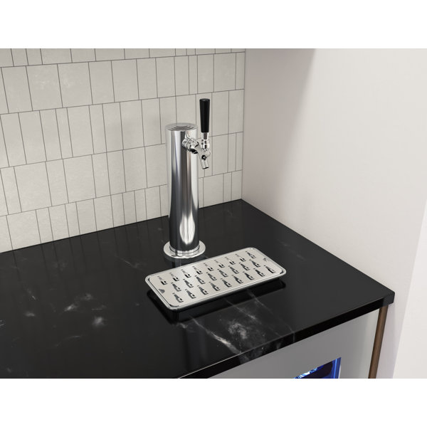 Zephyr Presrv 5.6 cu. ft. Freestanding Kegerator with Door Lock and